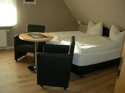 Doppelzimmer für 2 Personen (20 m²) 2/10