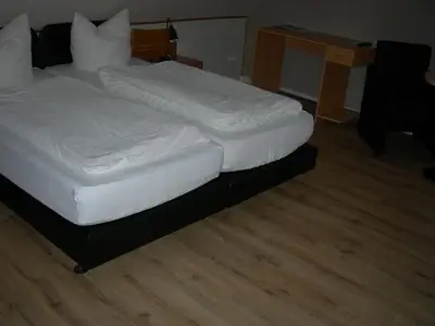 Doppelzimmer für 2 Personen (20 m²) 8/10