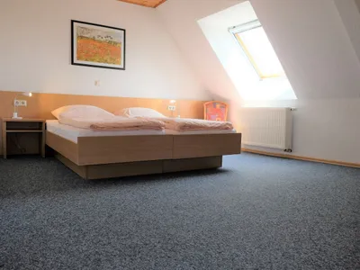 Doppelzimmer für 3 Personen in Erbach (Baden-Württemberg) 8/10