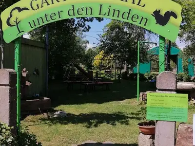 Doppelzimmer für 2 Personen (20 m²) in Erbach 4/10 Doppelzimmer für 2 Personen (20 m²) in Erbach 4/10