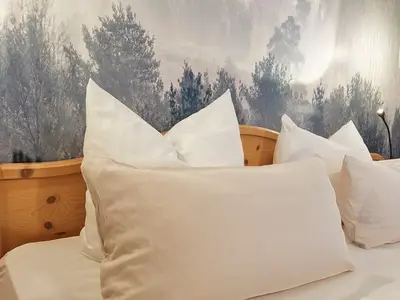 Doppelzimmer für 2 Personen in Eslohe 9/10