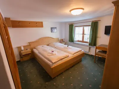 Doppelzimmer für 2 Personen in Essenbach 5/5