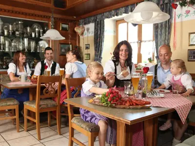 Gastraum im Landgasthof Hotel Luginger