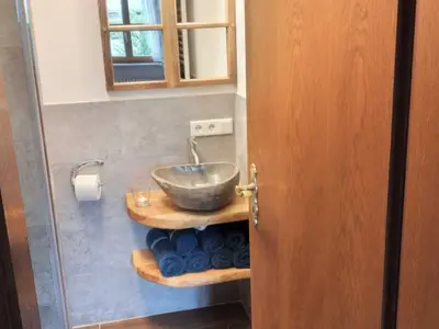 Doppelzimmer für 2 Personen (18 m²) in Fischbachau 6/6