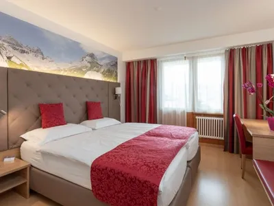 Doppelzimmer für 2 Personen in Flims 4/10