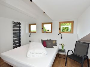 23090367-Doppelzimmer-2-Frauenau-300x225-3