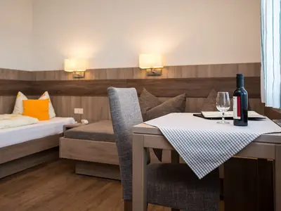 Doppelzimmer für 2 Personen in Freiburg 6/6