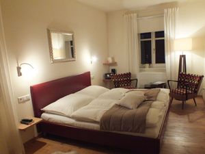 23310848-Doppelzimmer-2-Gobelsburg-300x225-1