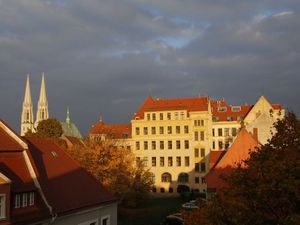 23987040-Doppelzimmer-3-Görlitz-300x225-1