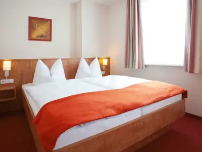 Doppelzimmer für 2 Personen (22 m²) in Göhren (Rügen) 2/3