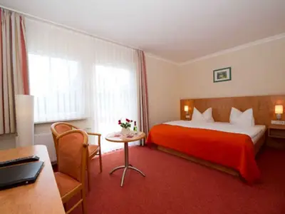 Doppelzimmer für 2 Personen (24 m²) in Göhren (Rügen) 2/2