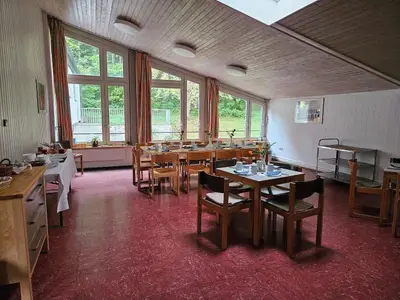 Doppelzimmer für 2 Personen (15 m²) in Gomadingen 5/8