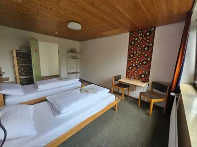 Doppelzimmer für 2 Personen (15 m²) in Gomadingen 3/9