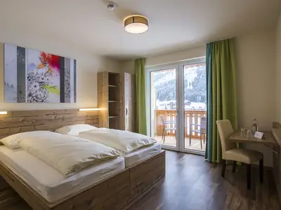 Standard Zimmer im COOEE alpin Hotel Dachstein
