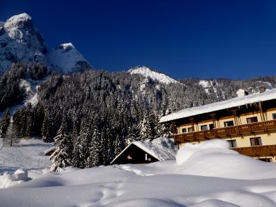 Gasthof Gosausee im Winter