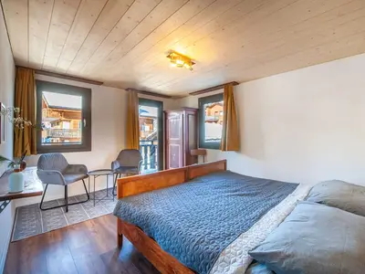 Doppelzimmer für 2 Personen (17 m²) in Grächen 1/9