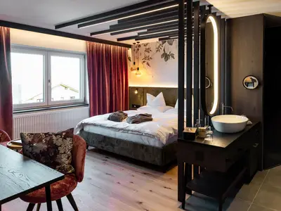 Hüttenhof ****S - Wellnesshotel & Luxus-Bergchalets