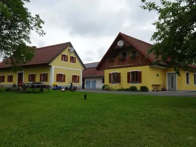 Doppelzimmer für 2 Personen in Groß St. Florian 1/10