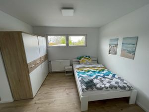 23992905-Doppelzimmer-2-Groß Vollstedt-300x225-1