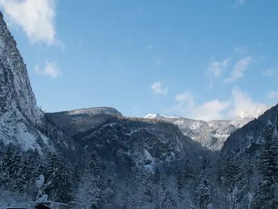 Gasthof Hirlatz, Aussicht hinten bei Schnee