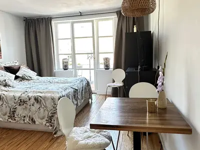 Doppelzimmer für 4 Personen (23 m²) in Hamburg 9/10