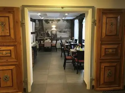 Doppelzimmer für 2 Personen (16 m²) in Hannoversch Münden 3/10