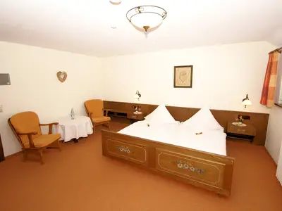 Doppelzimmer für 2 Personen in Häusern 2/2