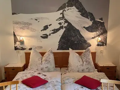 Doppelzimmer für 2 Personen (20 m²) in Heiligenblut 5/10
