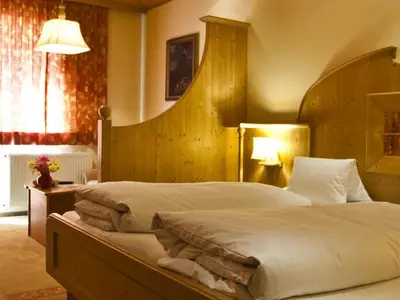 Doppelzimmer für 4 Personen (18 m²) in Heiligenblut 5/10