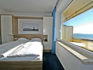 21602867-Doppelzimmer-2-Helgoland-300x225-5