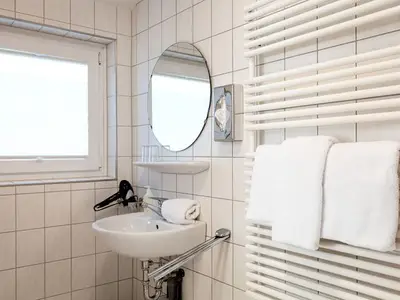 Doppelzimmer für 2 Personen (18 m²) in Helgoland 5/5