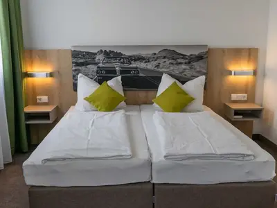 Doppelzimmer für 2 Personen (18 m²) in Herbolzheim 5/10
