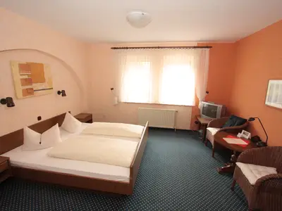 Doppelzimmer für 2 Personen in Herleshausen 6/6