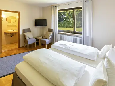 Doppelzimmer für 2 Personen in Herleshausen 2/5