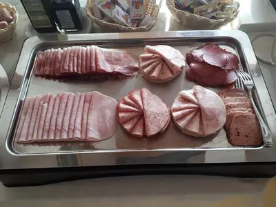 Doppelzimmer für 2 Personen (16 m²) in Hermagor 10/10