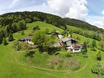 Doppelzimmer für 2 Personen (20 m²) in Hermagor-Pressegger See 1/10