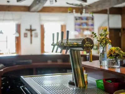 Doppelzimmer für 2 Personen (13 m²) in Hofbieber 6/10