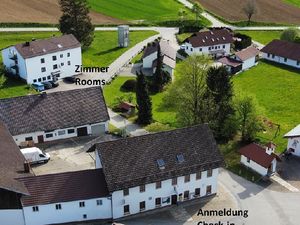 22377729-Doppelzimmer-2-Hofkirchen-300x225-5