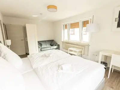 Doppelzimmer für 3 Personen (19 m²) in Hollfeld 9/10 Doppelzimmer für 3 Personen (19 m²) in Hollfeld 9/10