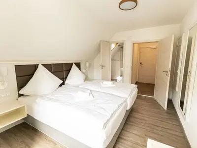 Doppelzimmer für 2 Personen (18 m²) in Hollfeld 10/10