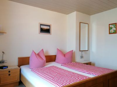 Doppelzimmer für 2 Personen (16 m²) in Hopferau 4/10