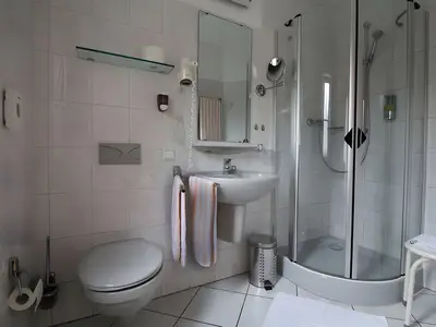 INSIDE, BATHROOM