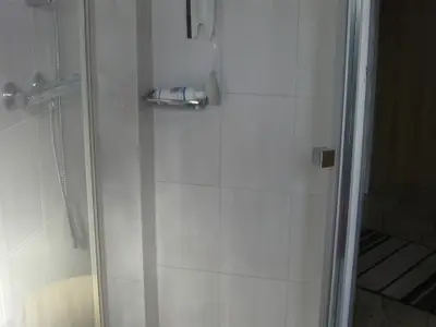 Doppelzimmer für 2 Personen (13 m²) in Husum 6/6
