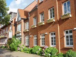 23578818-Doppelzimmer-2-Husum-300x225-4