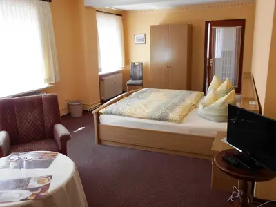 Doppelzimmer für 2 Personen (25 m²) in Husum 9/10