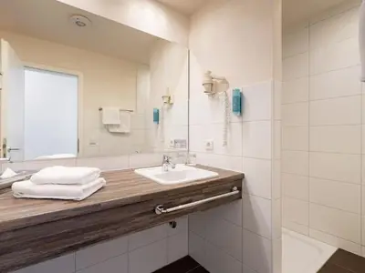 Badezimmerbeispiel Doppelzimmer Standard