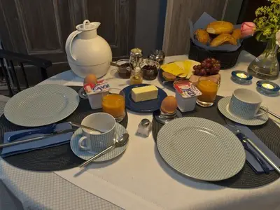 Doppelzimmer für 2 Personen (21 m²) in Husum 1/8