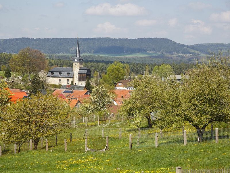 23302877-Doppelzimmer-2-Ilmenau-800x600-2