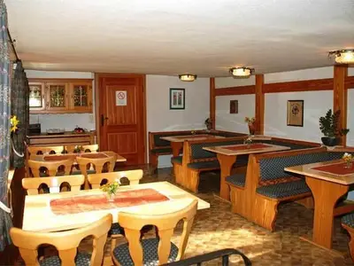 Doppelzimmer für 2 Personen (15 m²) in Immenstadt 9/10