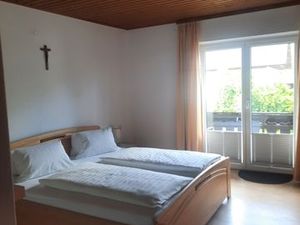 18630666-Doppelzimmer-3-Innerschwand-300x225-2